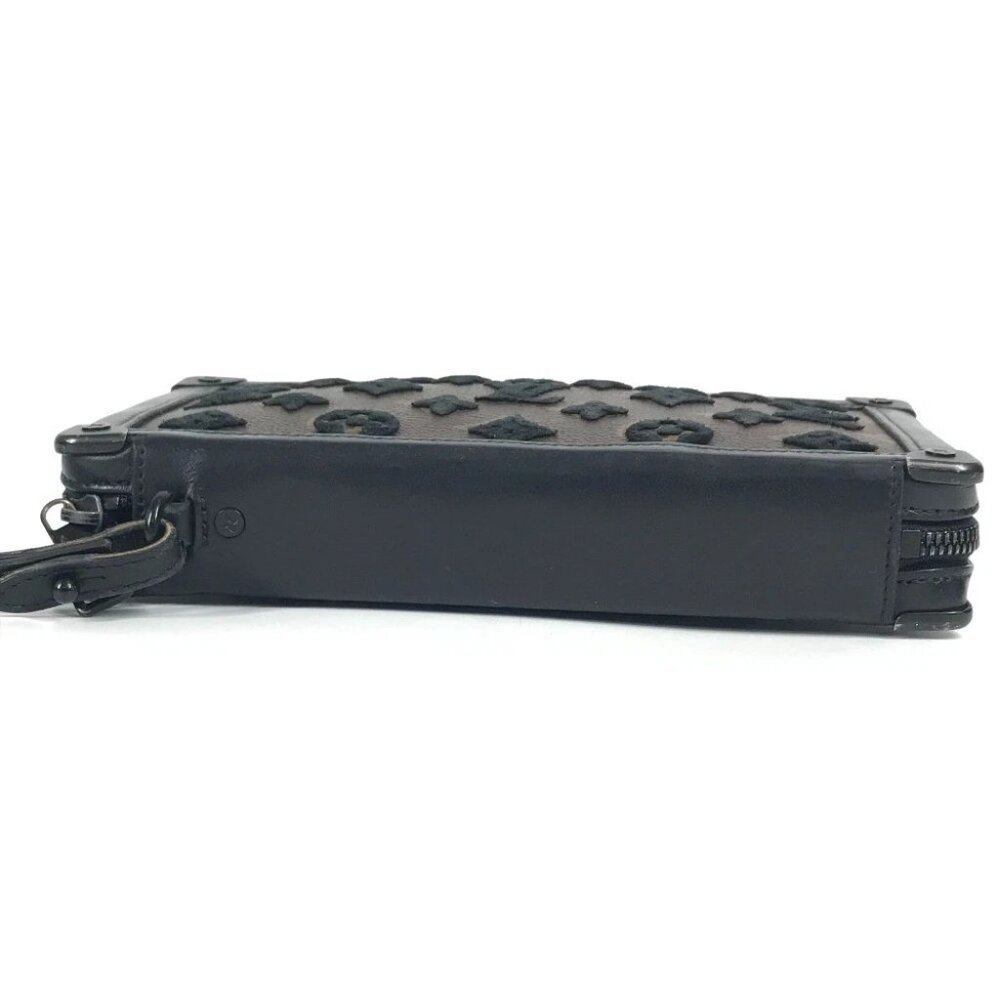 LOUIS VUITTON M45061 Monogram-Tuftage Soft Trunk-Clutch Bag Pouch with Strap - Picture 9 of 16